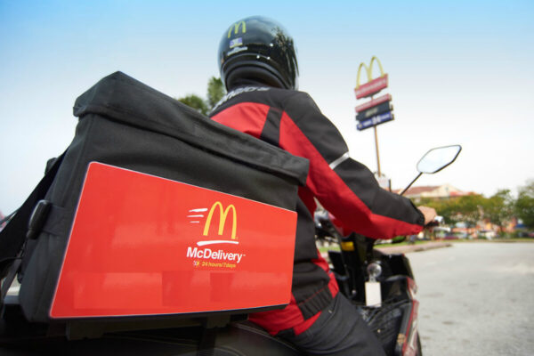McDonald’s: dal primo chiosco fino al food delivery